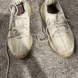 yeezy boost 350 v2 light