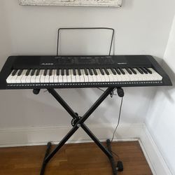 Piano 65 Key