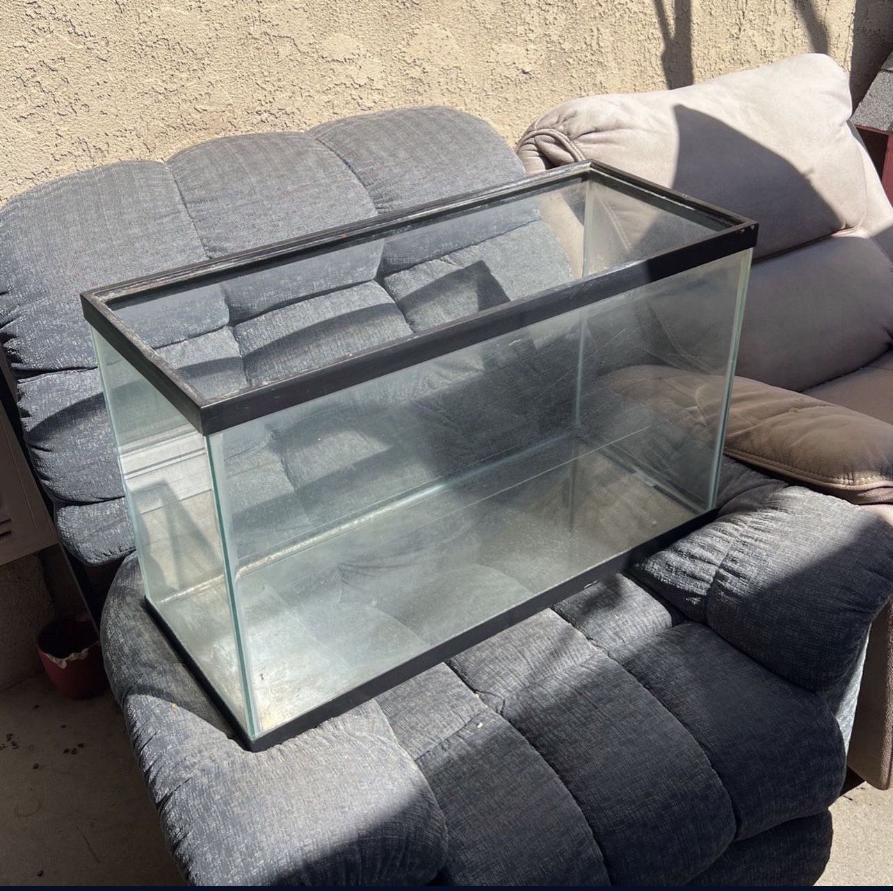 29 Gallon Fish Tank For Sale In Bellflower CA OfferUp 29-gallon-fish-tank-for-sale-in-bellflower-ca-offerup