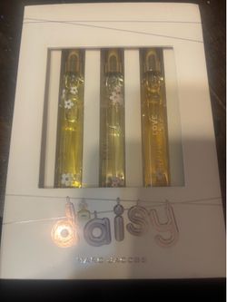 Marc Jacobs perfume trio