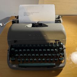 Remington Quiet-Riter Typewriter 
