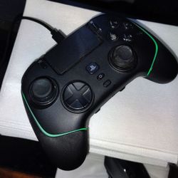 Razer Wolverine Pro