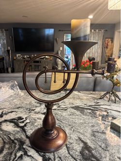 Candle holder