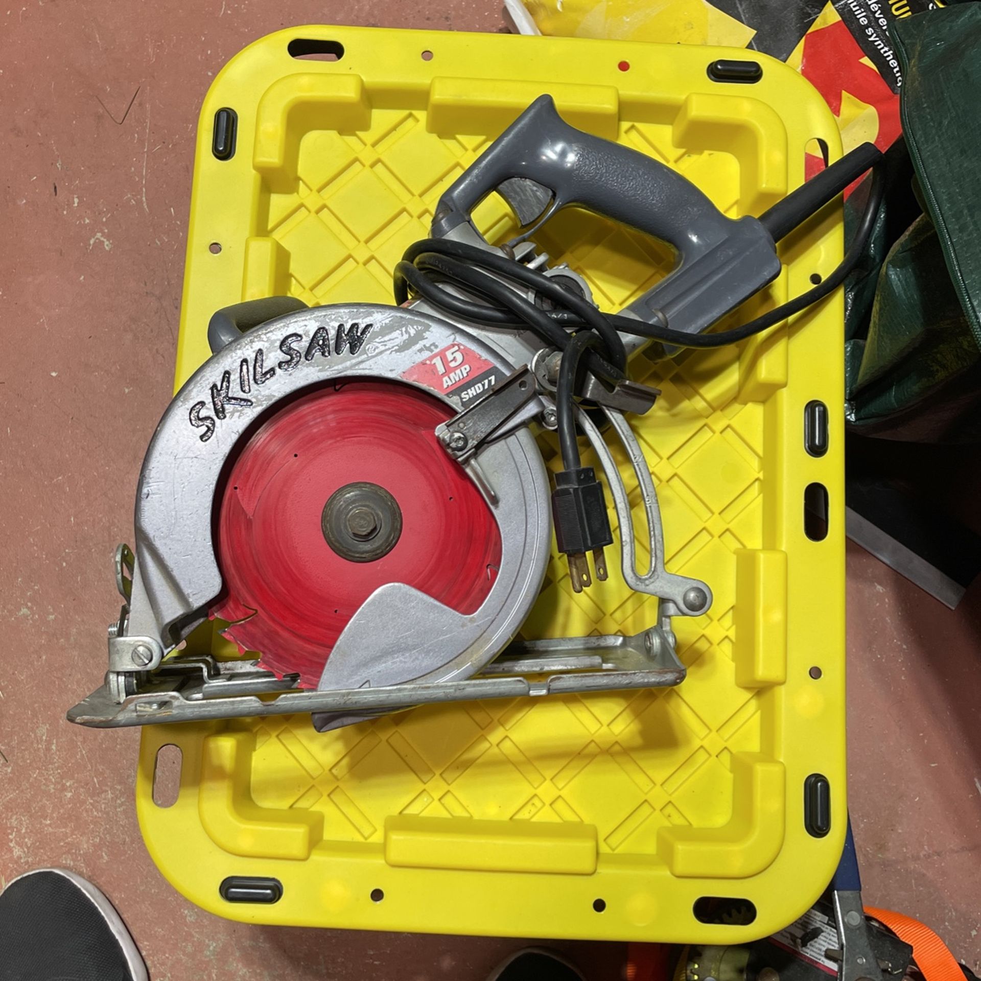 Skilsaw SHD77