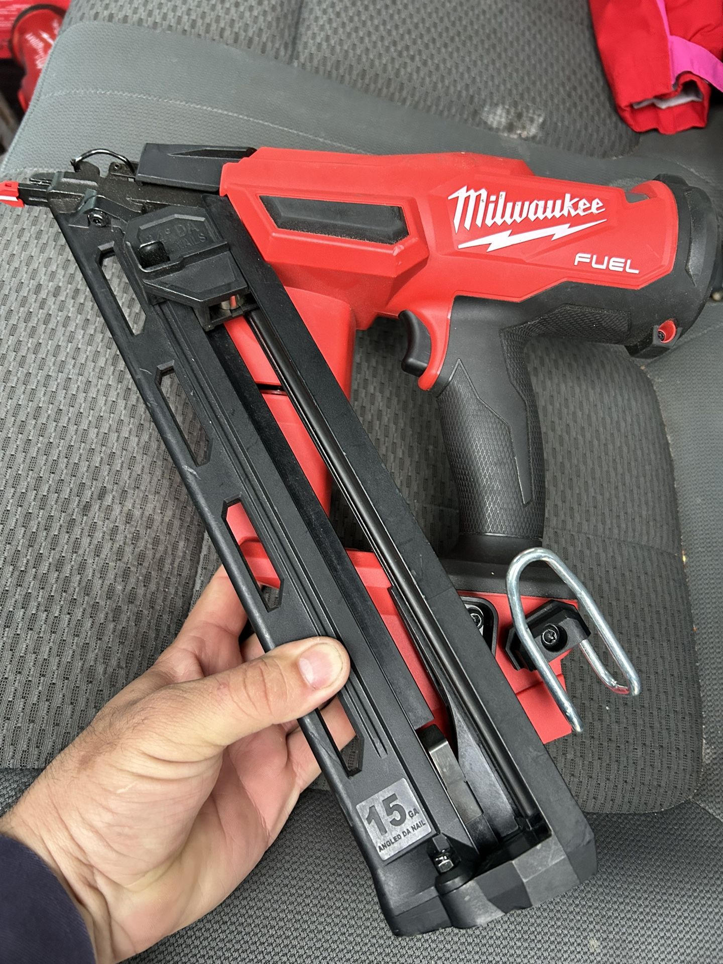 M18 Milwaukee 15 Ga Finish Nailer 