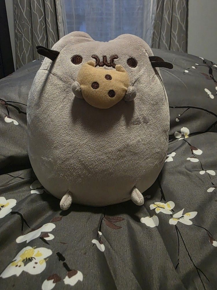 Pusheen Cat with Cookie Plush