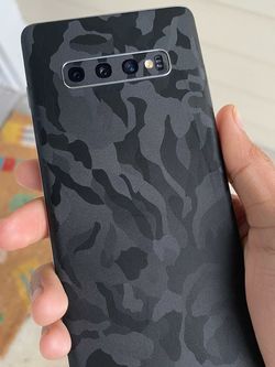 Galaxy S10 Plus Skin, Dbrand
