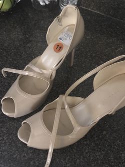 Marc Fisher Nude Heels- Size 11