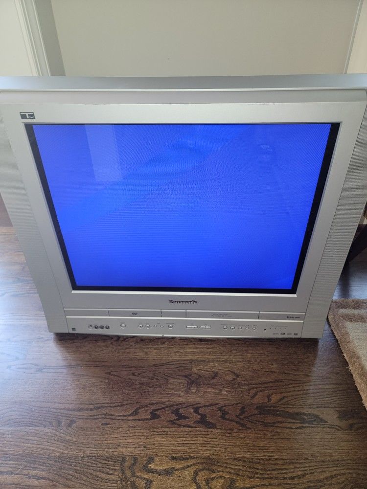 Panasonic Triple Play 27" Combo TV/DVD/VCR Retro Gaming Television CRT