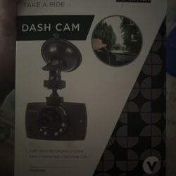 BRAND NEW Dash Cam W/ Suction Cup Mount & 2 Chargers