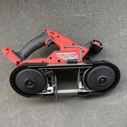 Milwaukee Band Saw