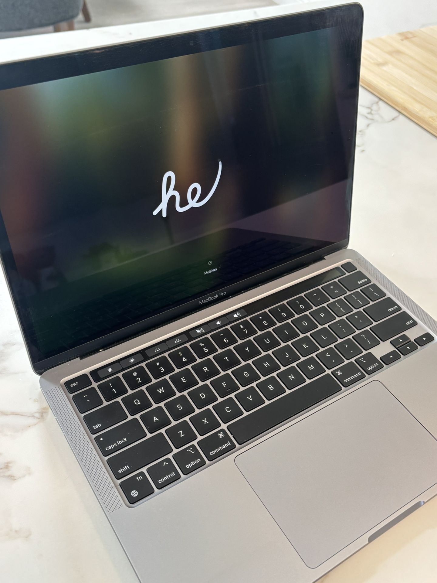 2020 MacBook Pro M1 With Touchbar