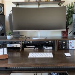 Samsung Curved Monitor