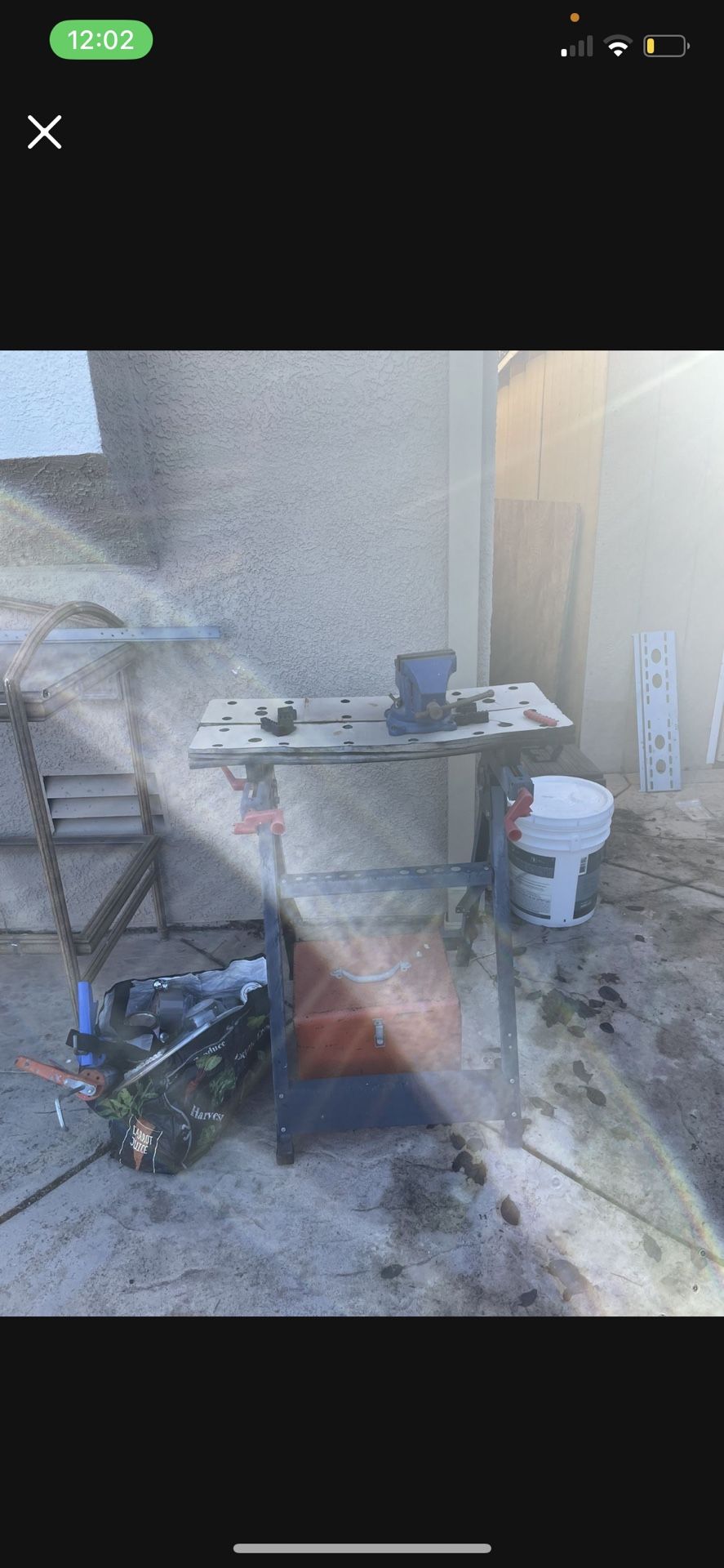 saw table with grinder