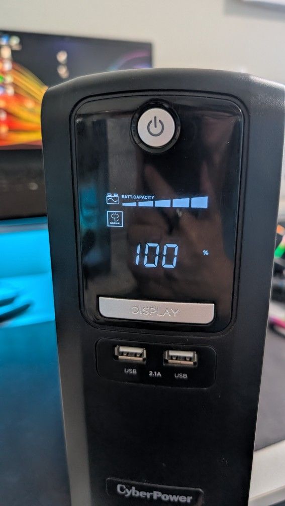 Used CyberPower cat134xlu UPS System - 1350VA/815W - Fully functional
