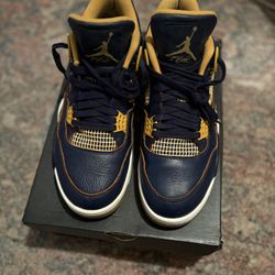 Men Jordan 4s Size 11 