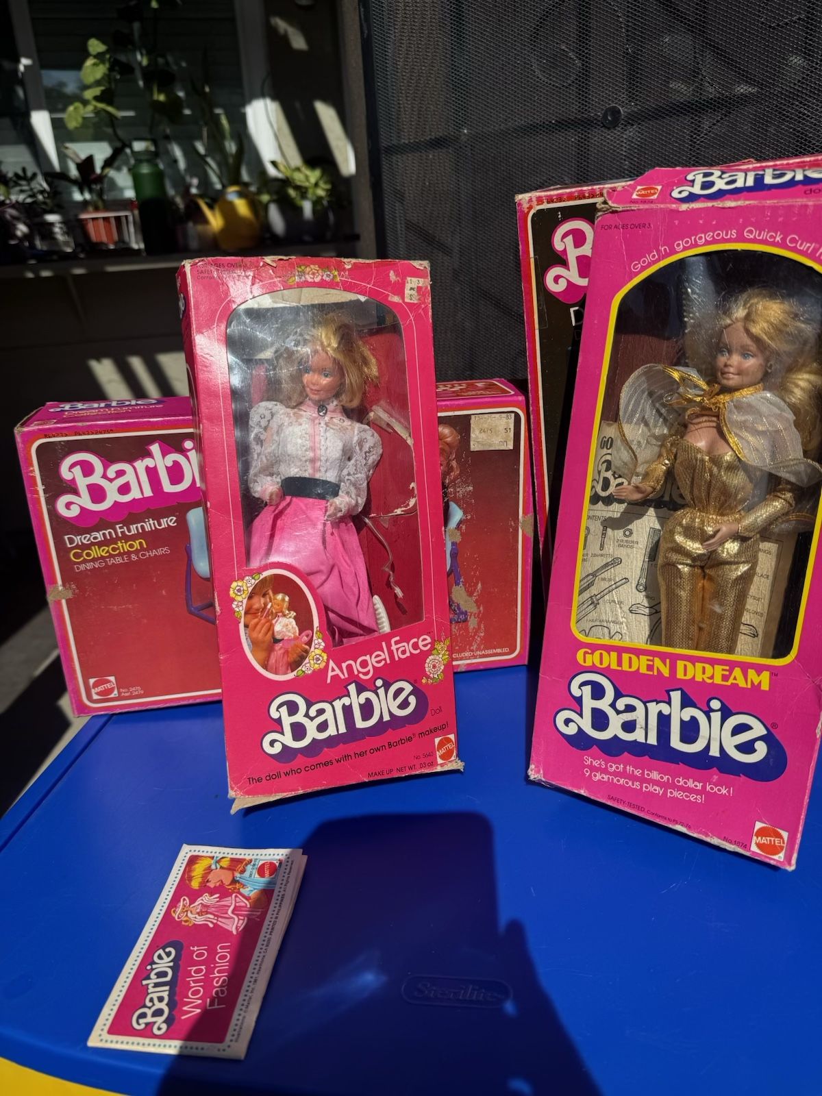 6$ Each Barbie And Clothes Set 8$