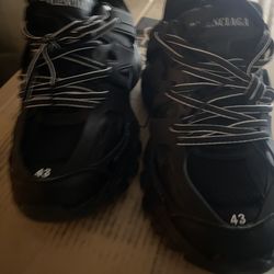 bad quality a lil only askin for a 100