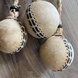 Vintage Authentic Bolas Boleadoras Latin America Throwing Weapon 