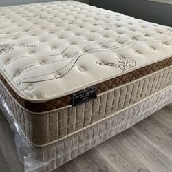 Ck Organic Cloud Edition Europillow Top 12inch Mattress!!
