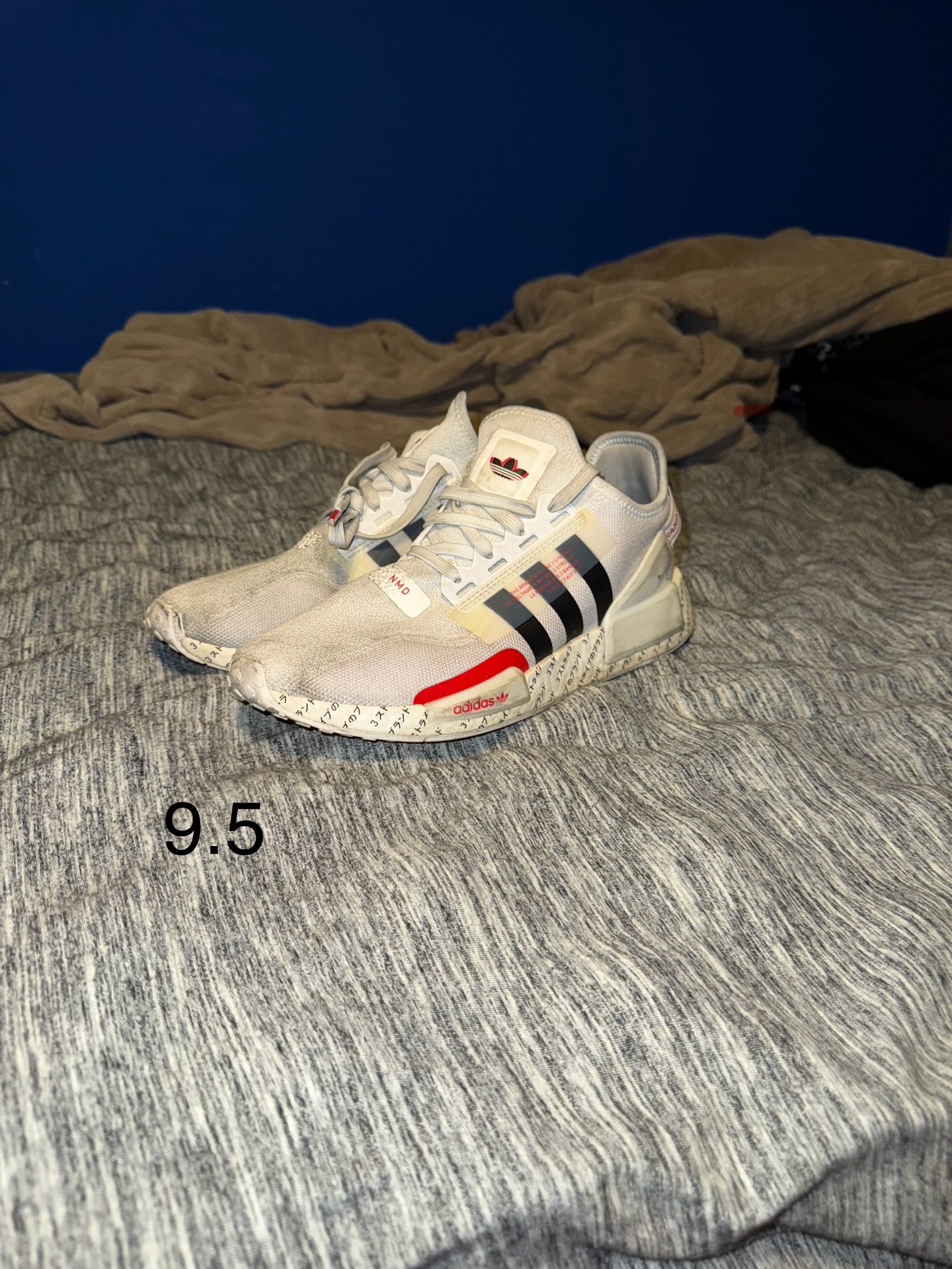 NMD_R1 V2 Japanese Print - White Red