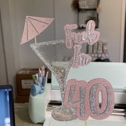 Cake topper