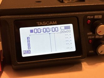 Tascam DR-701D 6-Track Audio Field Recorder & Mixer for Audio/Video