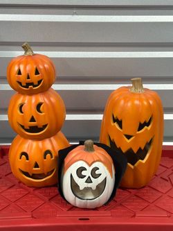 Halloween Jack-O-Lantern Pumpkin Decor Set