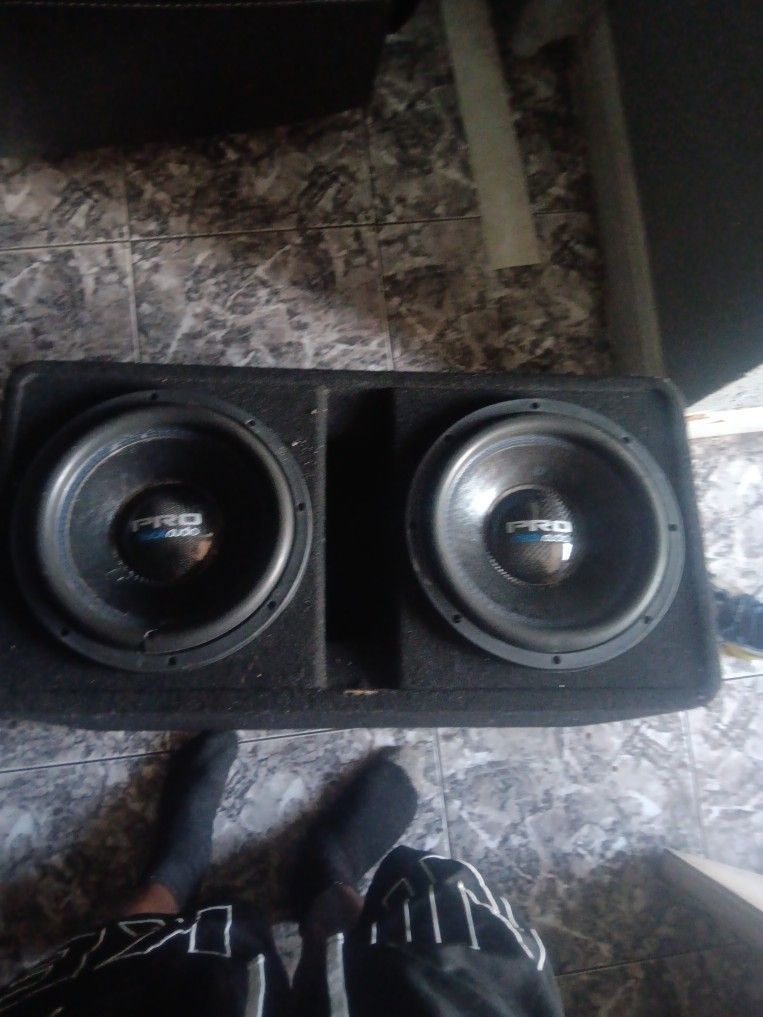Kicker Speaker Box