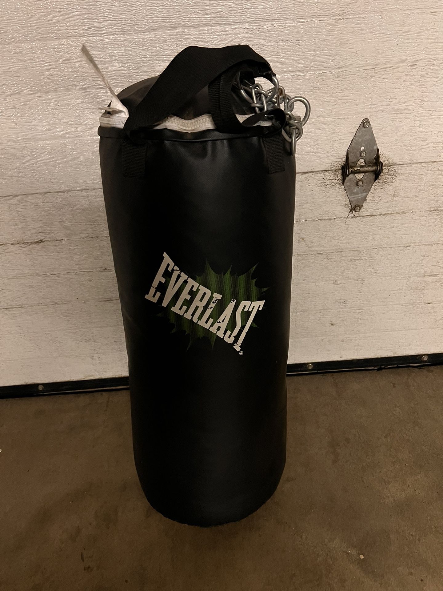 Punching Bag Everlast 70 Lbs. 