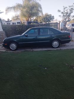2001 Mercedes-Benz E-Class