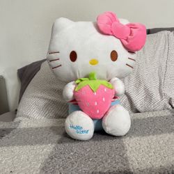 Hello Kitty Plushie 
