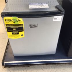 Black & Decker Mini Fridge 