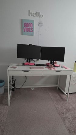Ikea office desk/table  (Price negotiable)