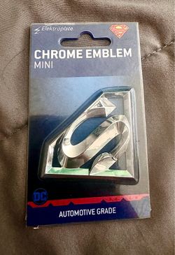 Chrome mini Superman plate