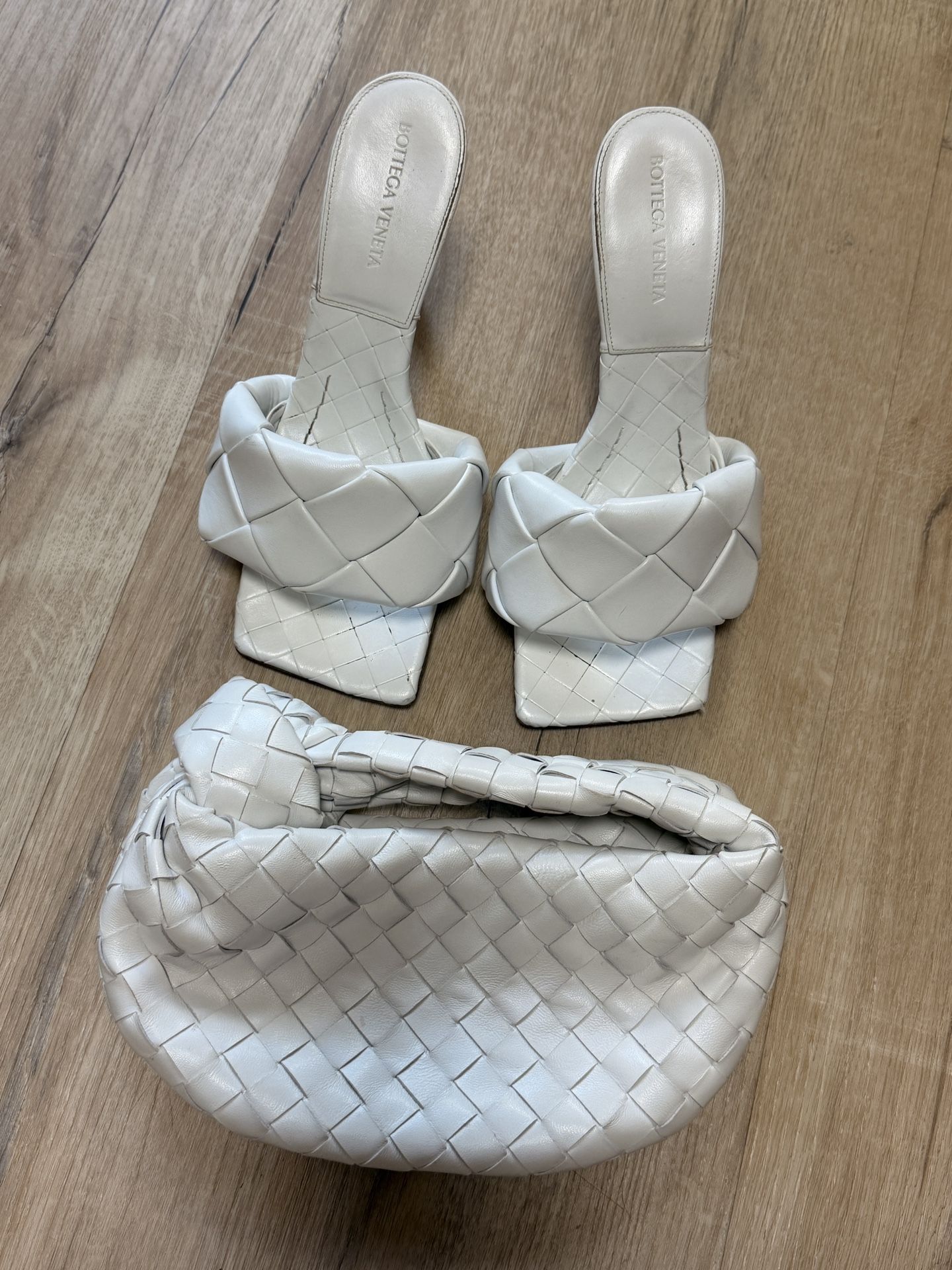 Bottega Veneta Jodie Bag And Shoes White