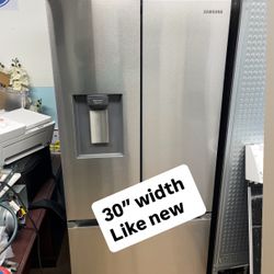 Like New Refrigerator 