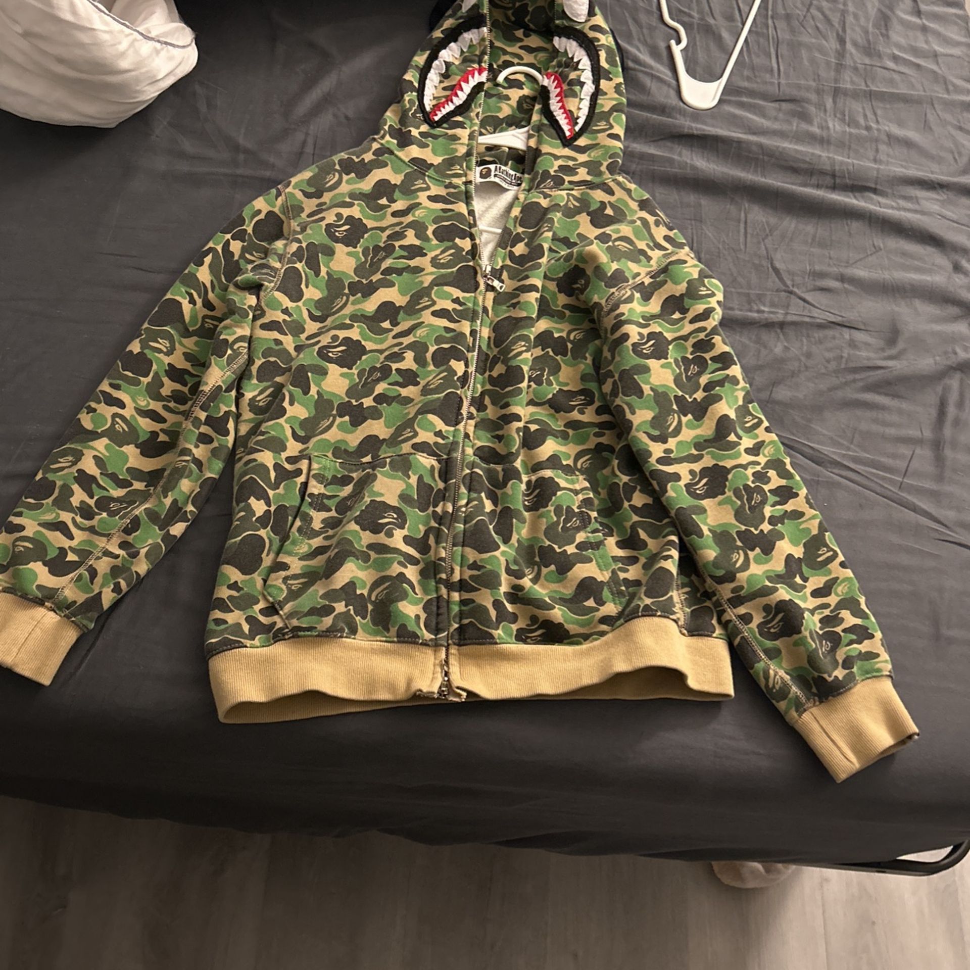 Green Camo Bape Jacket/hoodie