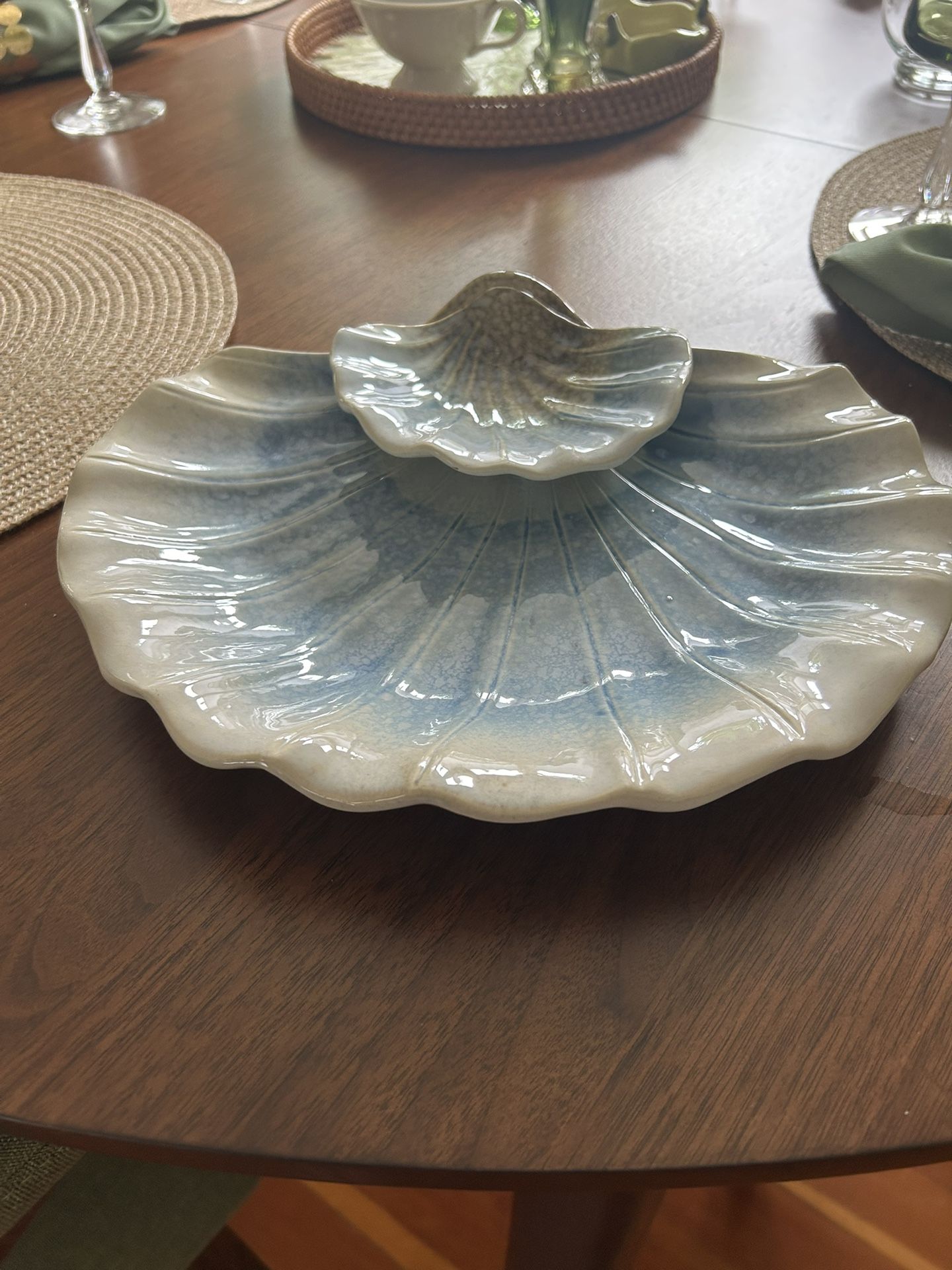Pottery Scallop Dish With A Dip Dish Or Soap?