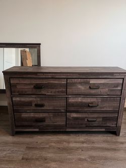 Wooden Dresser w/ mirror - Night stand - Headboard