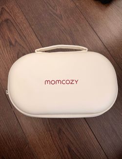 Momcozy wearable breast pump