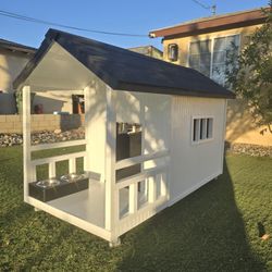 Dog House Exterior Resistant