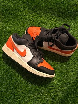 Jordan’s kid size 5y used no box