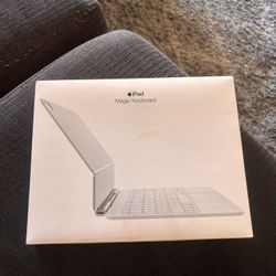 iPad Magic Keyboard 