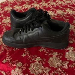 Black Nike Air Force 1s Size 11