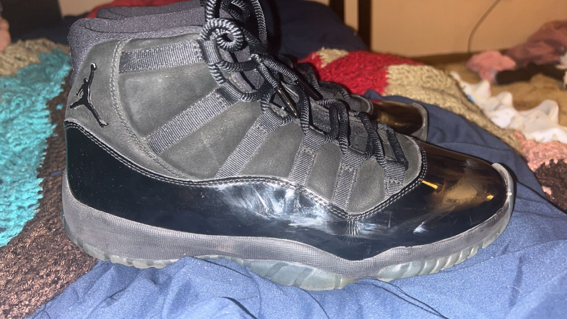 jordan 11 cap and gown