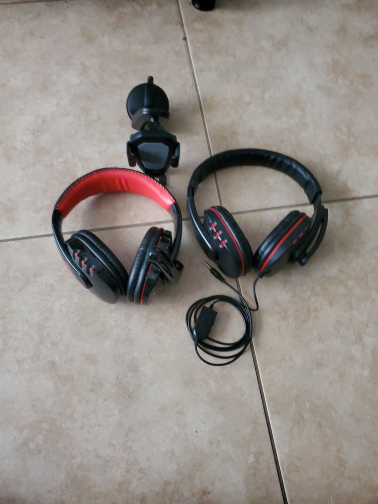Headphones