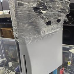 PS5 Disc Version. ASK FOR RYAN. #4(contact info removed)-01