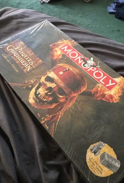 Monopoly: Pirates of the Caribbean Collector’s Edition