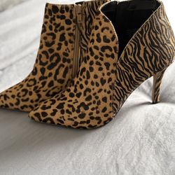 Express Leather Booties 71/2
